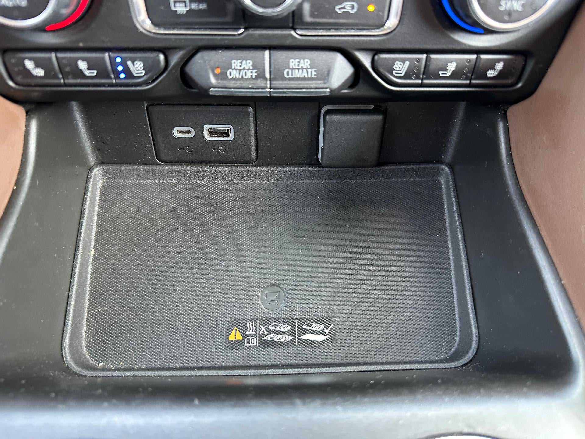 2021 Chevrolet Suburban High Country